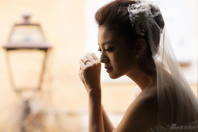 Trọn bộ ảnh cưới đẹp như mơ của An Dĩ Hiên và đại gia bất động sản Macau - Ảnh 6.