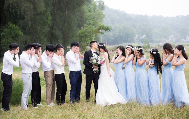 Ảnh cưới đồng quê lãng mạn của tuyển thủ Lê Văn Thắng - Ảnh 7.