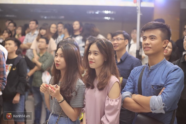 Sinh vi&ecirc;n Học viện Ngoại giao vừa c&oacute; một đ&ecirc;m nhạc cực đ&atilde; mắt, đ&atilde; tai với Galassia 2017! - Ảnh 5.