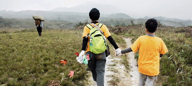 Thủy Bốp - H&atilde;y sống hết m&igrave;nh để khi bạn ra đi vẫn c&oacute; thể mỉm cười - Ảnh 5.