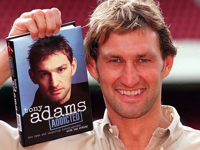 Tony Adams, người thủ lĩnh bất tử của Arsenal - Ảnh 4.