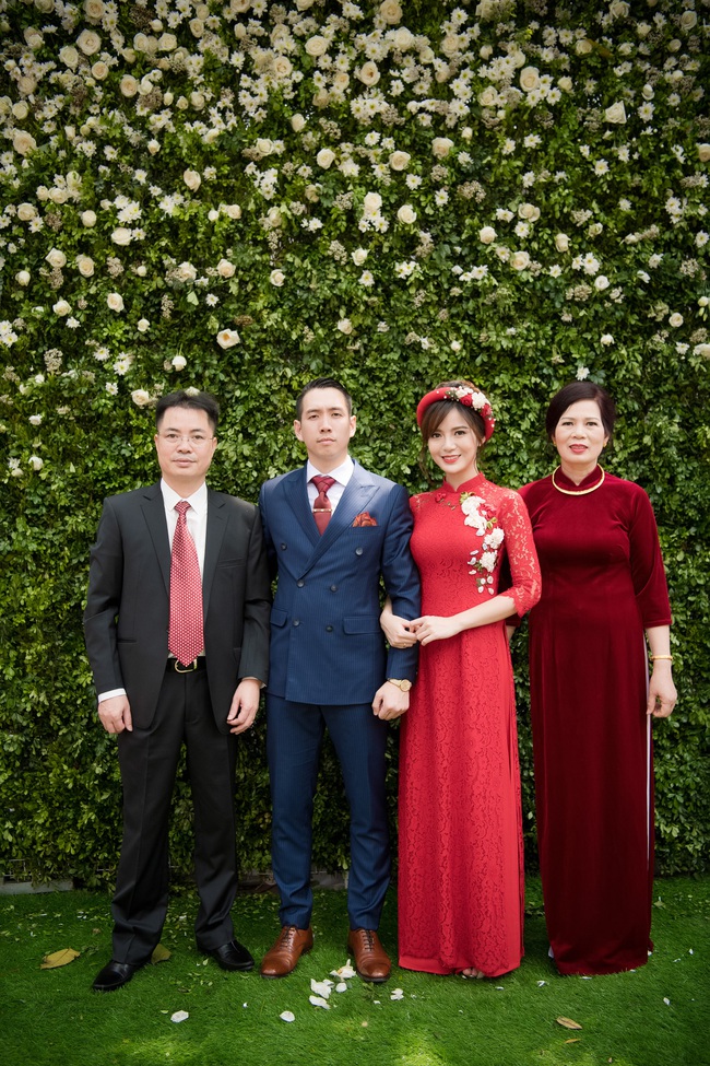 Tú Linh M.U và chồng hạnh phúc đến phát ghen trong lễ ăn hỏi - Ảnh 9.