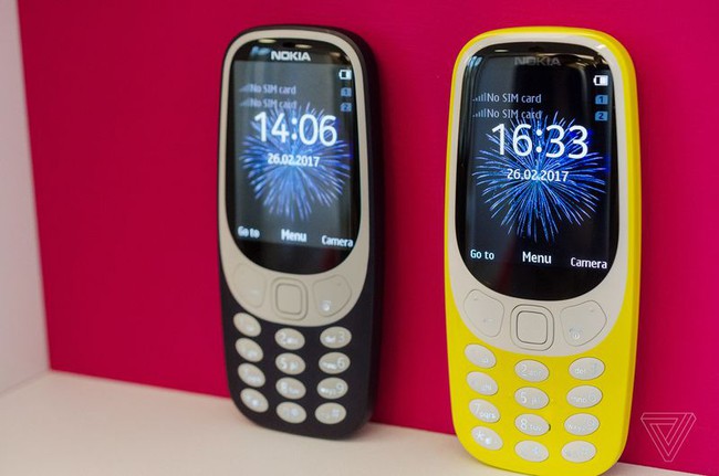 Huyền thoại Nokia 3310 nồi đồng cối đá hồi sinh sau 17 năm với kiểu dáng không thể teen hơn - Ảnh 2.