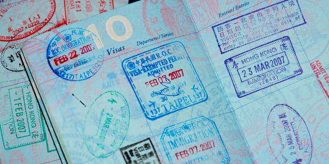 Nếu giàu nứt đố đổ vách, bạn thậm chí còn có thể mua tư cách công dân tại các nước này - Ảnh 1.