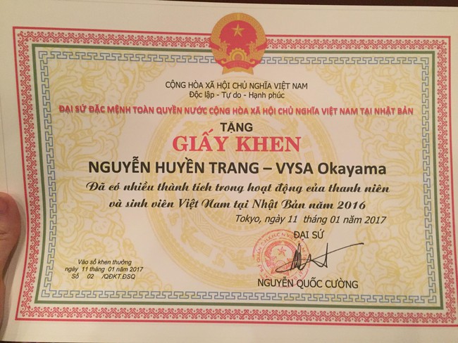 Chân dung 9x xinh đẹp vừa được nhận bằng khen của ĐSQ Việt Nam tại Nhật - Ảnh 4.