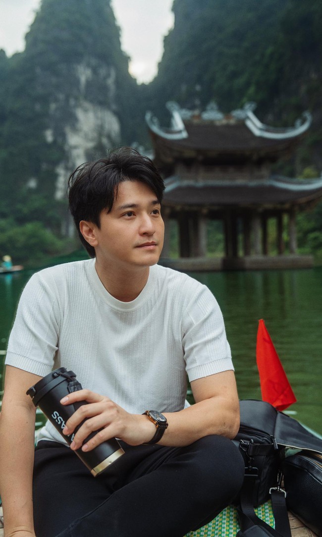 Việt Nam c&oacute; 1 mỹ nam giống cả t&aacute; sao H&agrave;n: Đẹp tựa Lee Min Ho, trẻ như Song Joong Ki, hao hao Kim Bum- Ảnh 6.