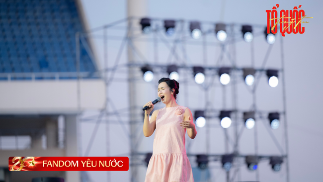 H&eacute; lộ s&acirc;n khấu Concert Quốc Gia: &Aacute;nh s&aacute;ng - &acirc;m thanh - visual m&atilde;n nh&atilde;n, V&otilde; Hạ Tr&acirc;m mới tổng duyệt đ&atilde; đủ vang vọng cả SVĐ- Ảnh 10.