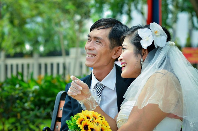 T&igrave;nh đẹp tr&ecirc;n đ&ocirc;i nạng gỗ - C&acirc;u chuyện của hai con người chưa bao giờ đầu h&agrave;ng số phận - Ảnh 8.