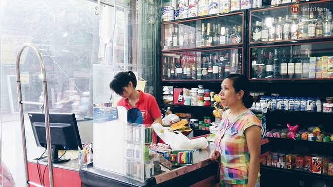 Vốn ưa chuộng tr&agrave; C2, n&ecirc;n cả người b&aacute;n người mua đều rất hoang mang lo lắng - Ảnh 2.