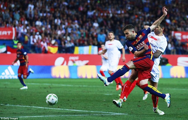 Barca đoạt Cúp Nhà vua sau trận đấu kịch tính kéo dài 120 phút với 3 thẻ đỏ - Ảnh 9.