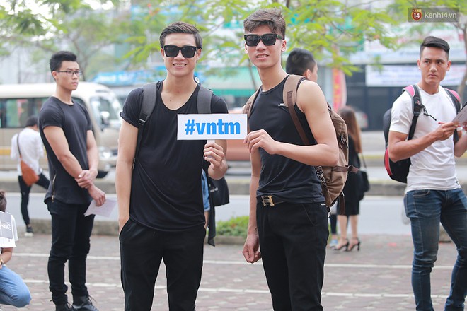 Mẫu thấp, xăm trổ, phong c&aacute;ch ấn tượng... đổ bộ Vietnams Next Top Model từ 6h s&aacute;ng - Ảnh 31.