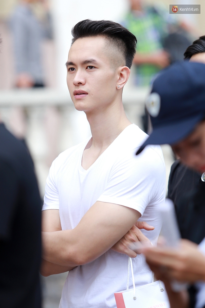 Mẫu thấp, xăm trổ, phong c&aacute;ch ấn tượng... đổ bộ Vietnams Next Top Model từ 6h s&aacute;ng - Ảnh 33.