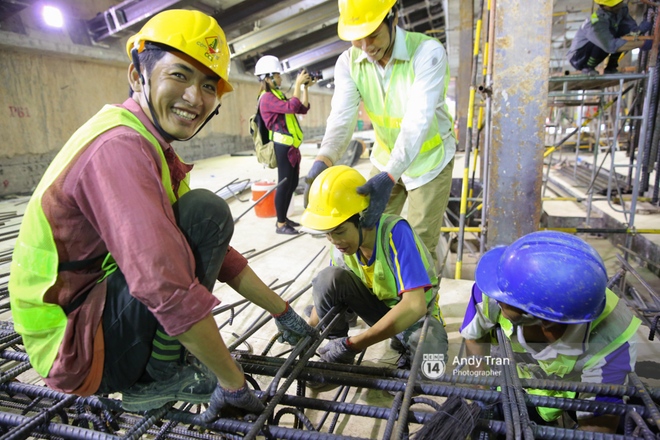 Cuộc sống của những chú ong cần mẫn trong công trường bên dưới phố đi bộ ở Sài Gòn - Ảnh 10.