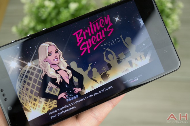 Ch&aacute;n ca h&aacute;t, Britney Spears bất ngờ tung ra game cho smartphone - Ảnh 2.