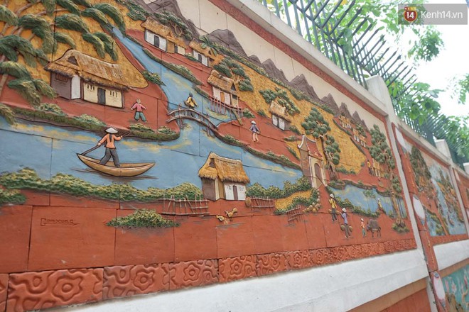 Người d&acirc;n bỏ tiền t&uacute;i l&agrave;m con ng&otilde; tranh gốm &ldquo;độc nhất&rdquo; ở H&agrave; Nội - Ảnh 4.