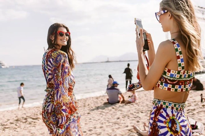 Angela Phương Trinh đột ngột xuất hiện trên Instagram của Dolce&Gabbana - Ảnh 8.