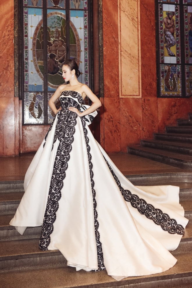 Angela Phương Trinh diện v&aacute;y lộng lẫy xuất hiện tại Czech  - Ảnh 1.