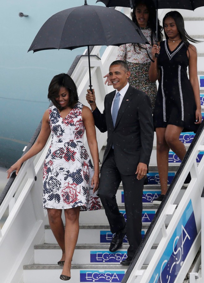 Barack Obama và vợ - đôi vợ chồng chính trị gia luôn được tán tụng về phong cách - Ảnh 16.