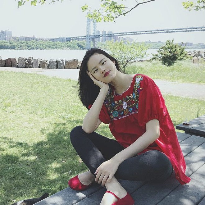 T&oacute;c Ti&ecirc;n đụng h&agrave;ng Hương Tr&agrave;m, Sulli g&acirc;y ch&uacute; &yacute; với t&oacute;c m&aacute;i bằng - Ảnh 9.
