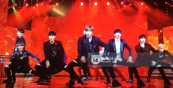 Wanna One đốt ch&aacute;y s&acirc;n khấu với 2 bản hit, fan ngỡ ng&agrave;ng: Sao &iacute;t qu&aacute; vậy? - Ảnh 5.