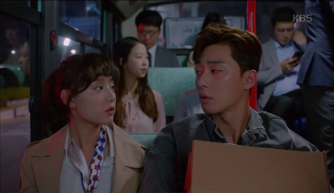 Nh&igrave;n đầu bẩn Kim Ji Won hất t&oacute;c, Park Seo Joon cười phụt cả cơm - Ảnh 10.