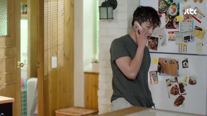 Hot boy Hậu Duệ Mặt Trời khiến trai đẹp của Age of Youth 2... n&ocirc;n mửa - Ảnh 5.