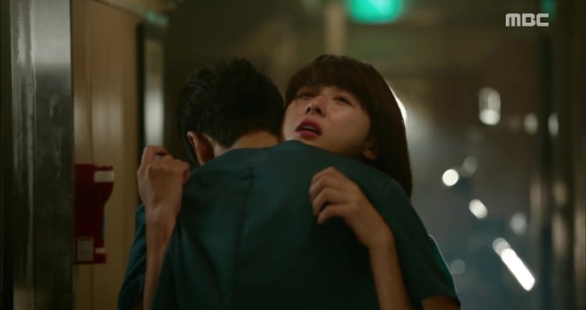 Ngán ngẩm xem Ha Ji Won một mình gánh team trong Hospital Ship - Ảnh 11.