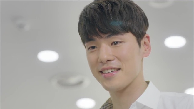Ng&atilde; ngửa với d&agrave;n cast gi&agrave; kh&uacute; đế của School 2017 trong teaser đầu ti&ecirc;n! - Ảnh 4.
