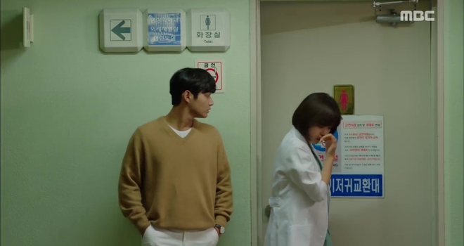 Hospital Ship: Ha Ji Won sắp kết hôn với trai trẻ kém 19 tuổi? - Ảnh 8.