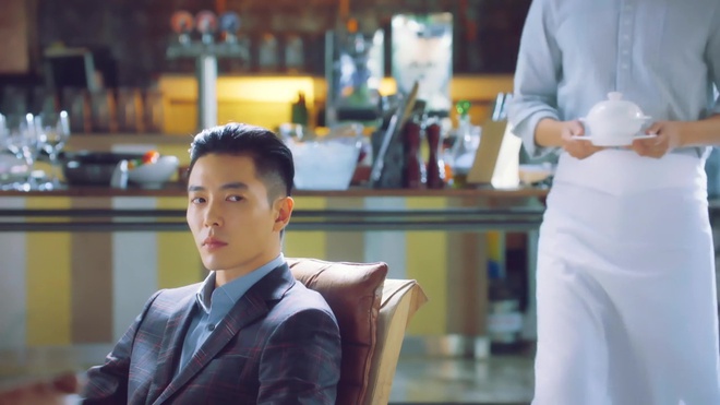 Mê mệt hai trai đẹp siêu lịch lãm theo đuổi Seo Hyun Jin trong phim mới - Ảnh 8.
