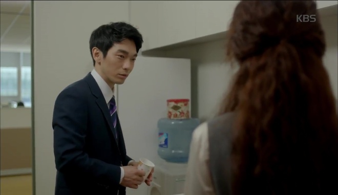 Nhìn đầu bẩn Kim Ji Won hất tóc, Park Seo Joon cười phụt cả cơm - Ảnh 32.