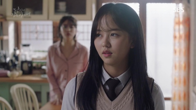 Đứng chung trong một khung hình, Suzy và Kim So Hyun ai xuất sắc hơn? - Ảnh 6.