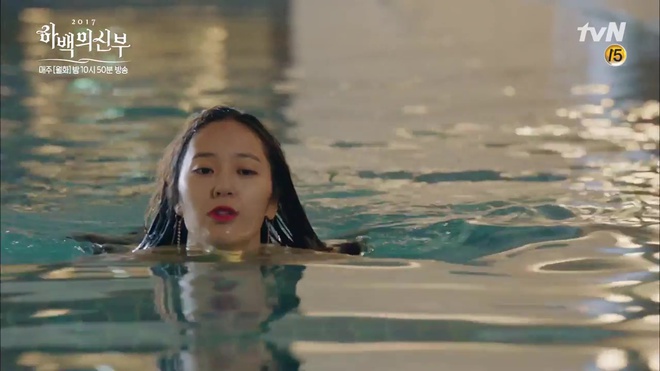 Tập 5 "Cô Dâu Thủy Thần": Krystal diện đồ bơi quá đẹp cho tới khi nhận ra điều kì cục này! - Ảnh 7.