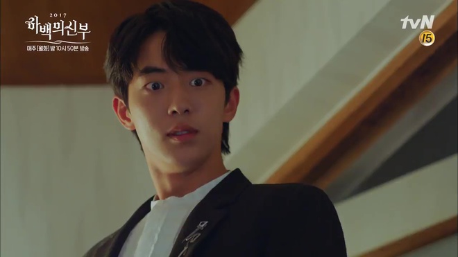 Xuất hiện chi tiết sai nhất về Thủy thần Nam Joo Hyuk kể từ đầu phim - Ảnh 9.