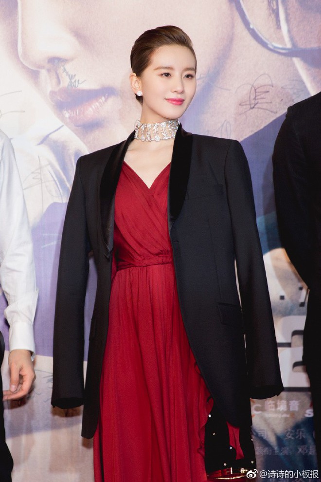 Cắt t&oacute;c tomboy si&ecirc;u ngắn nhưng Lưu Thi Thi vẫn đẹp tựa nữ thần nhờ chọn được style ph&ugrave; hợp - Ảnh 1.