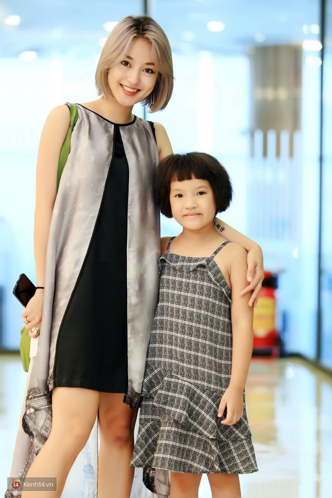 Hồ Ngọc H&agrave; tươi tắn hội ngộ Kaity Nguyễn khi dắt b&eacute; Subeo đi xem hoạt h&igrave;nh - Ảnh 9.