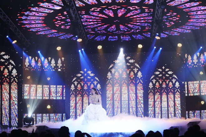 Liveshow Love Songs của Hồ Ngọc Hà: Bất ngờ từ câu chuyện âm nhạc đến giọng hát đầy lửa - Ảnh 8.