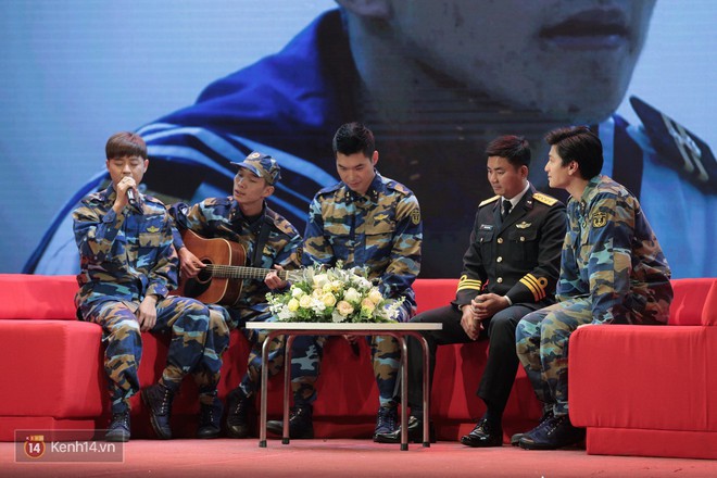 Gala Sao nhập ngũ: D&agrave;n sao 4 m&ugrave;a hội tụ, thi nhau bật m&iacute; kỉ niệm cực độc - Ảnh 4.