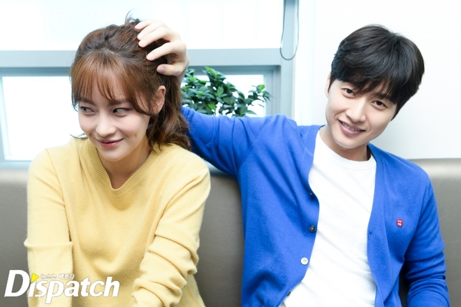 Cheese in the Trap: Hong Seol mới của Park Hae Jin ăn đứt Hong Seol cũ? - Ảnh 3.