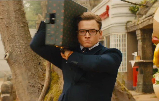 Kingsman: The Golden Circle - Khi hành động mãn nhãn bù đắp cho phần nội dung lộn xộn - Ảnh 1.