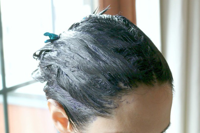 Hãy để thuốc nhuộm tóc Unicorn Hair giúp bạn biến hóa mái tóc của mình thành tác phẩm nghệ thuật độc đáo. Đầy sắc màu và cuốn hút, bạn sẽ cảm thấy tự tin và cá tính hơn bao giờ hết. Hãy để mọi người ngưỡng mộ mái tóc của bạn!