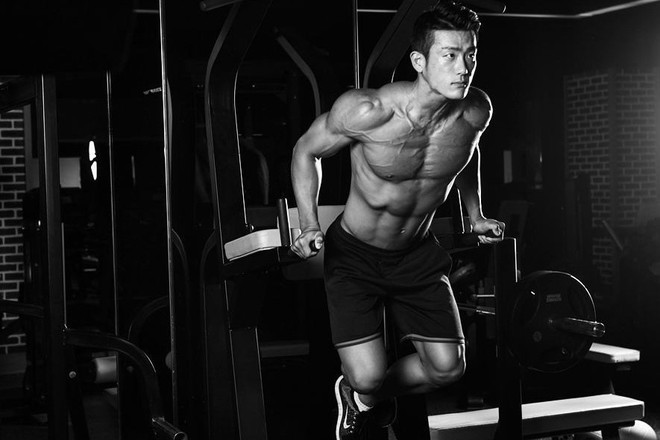 Cứ tưởng Idol n&agrave;o, h&oacute;a ra đ&acirc;y lại l&agrave; thầy gi&aacute;o điển trai nhất H&agrave;n Quốc - Ảnh 3.