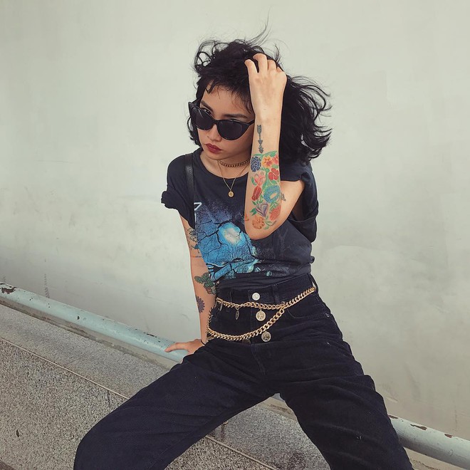 Hiếm ai được như Louis H&agrave;, hot girl mi nhon chỉ diện crop top v&agrave; quần cạp cao m&agrave; vẫn đẹp qu&ecirc;n sầu - Ảnh 13.