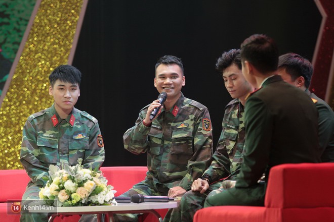 Gala Sao nhập ngũ: D&agrave;n sao 4 m&ugrave;a hội tụ, thi nhau bật m&iacute; kỉ niệm cực độc - Ảnh 9.