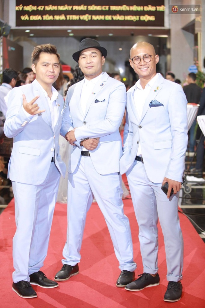 Dàn sao Việt lộng lẫy hội ngộ trên thảm đỏ VTV Awards 2017 - Ảnh 14.