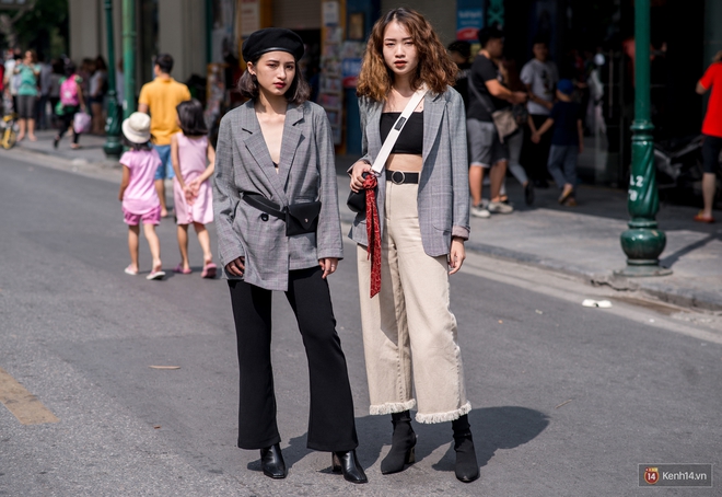 Street style ngày đầu VIFW: Giới trẻ Hà Nội ăn vận lồng lộn hơn hẳn năm trước, các nhóc tì mặc chất gây bão phố đi bộ - Ảnh 15.