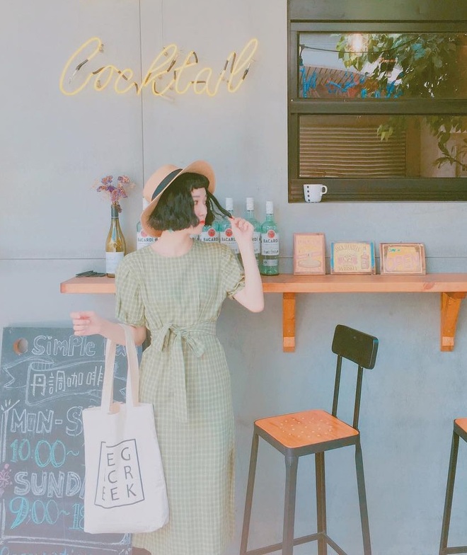 3 mẫu t&uacute;i cũ tưởng đ&atilde; đi v&agrave;o dĩ v&atilde;ng nay lại được c&aacute;c fashionista y&ecirc;u th&iacute;ch hết mực - Ảnh 13.
