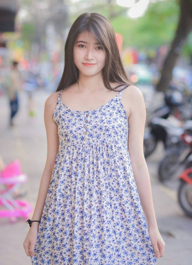C&ocirc; bạn Hải Ph&ograve;ng bị chụp l&eacute;n l&uacute;c đang ngủ gật được gọi l&agrave; Suzy phi&ecirc;n bản Việt - Ảnh 7.