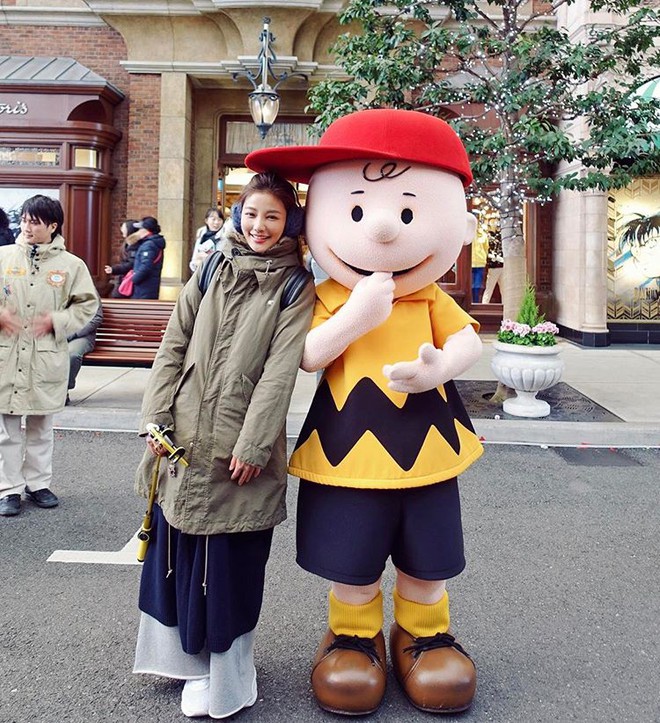 Tin nổi kh&ocirc;ng? Gương mặt trẻ đẹp kh&ocirc;ng tỳ vết c&ugrave;ng th&acirc;n h&igrave;nh nuột n&agrave; n&agrave;y l&agrave; của người phụ nữ đ&atilde; 41 tuổi - Ảnh 20.