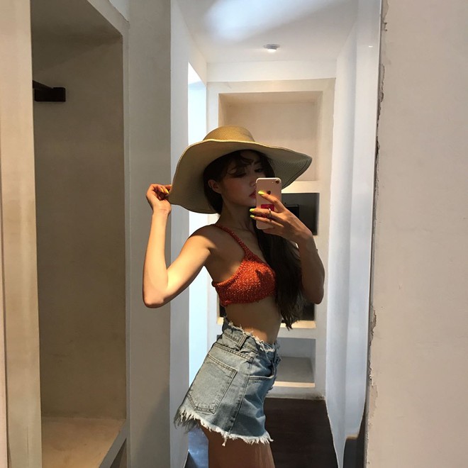 Bikini len, hot trend Hàn Quốc dành cho những cô nàng chuyên diện bikini để chụp ảnh sống ảo - Ảnh 14. Bikini len, hot trend Hàn Quốc dành cho những cô nàng chuyên diện bikini để chụp ảnh sống ảo - Ảnh 14.